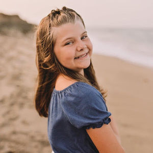 Meet your Posher, Ava